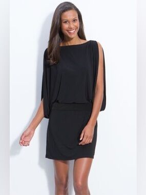 Jessica Simpson Draped Sleeve
Jersey Blouson Dress